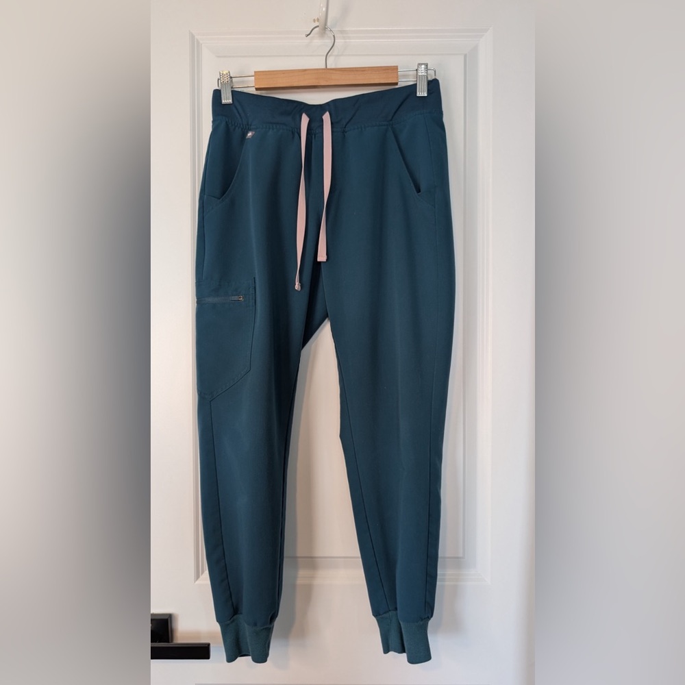 FIGS Women’s Zamora Jogger Scrub Pants Caribbean Blue Size Small Petite
